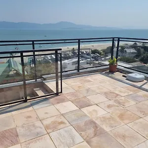 Jurere Ocean Flats Apart-hotel
